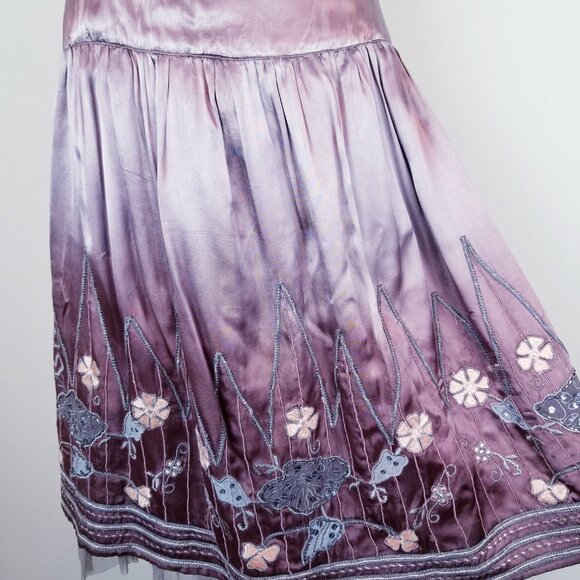 Gorgeous Vents d'Ailleurs Lavender Satin Floral Embroidered Midi Skirt NEW wTags - Picture 6 of 8